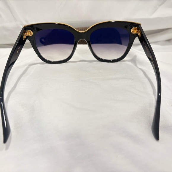 NEW! DITA DAY TRIPPER 22031-A-BLK-GLD; BLACK & GOLD FRAME W/ GREY GRADIENT LENS - Picture 6 of 8